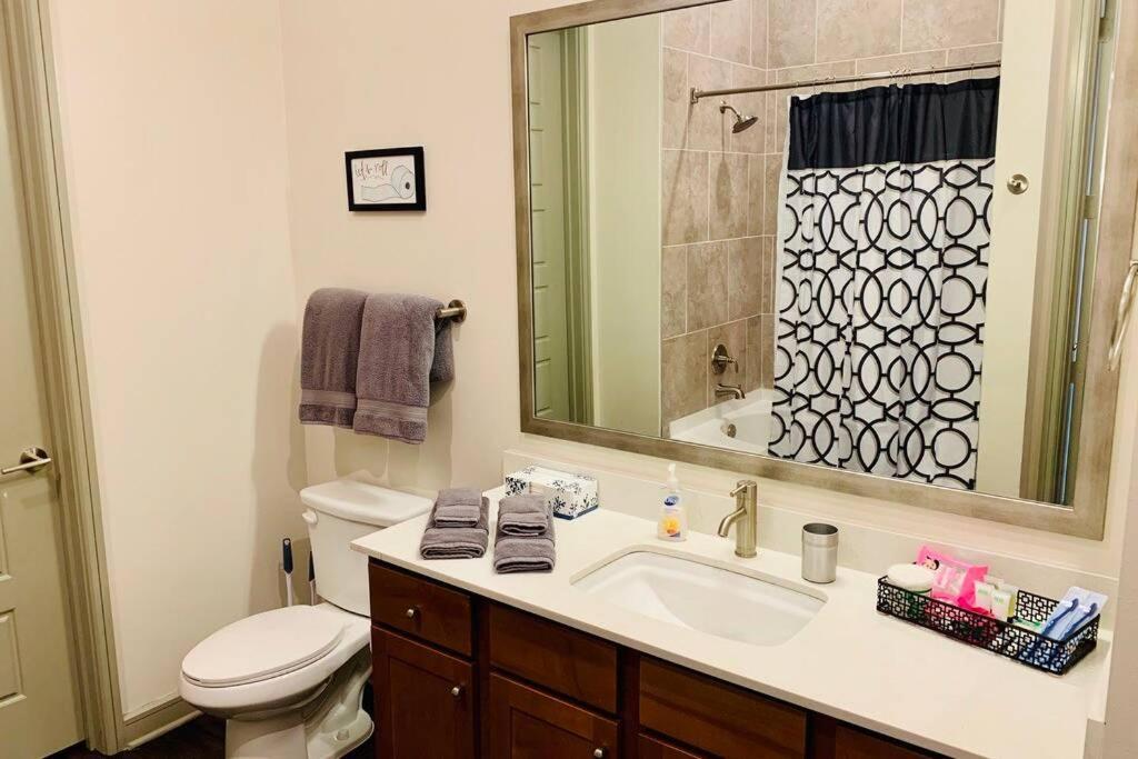New Apart Downtown - 5Min Stadium/Parks/Museum Apartment Houston Exterior photo